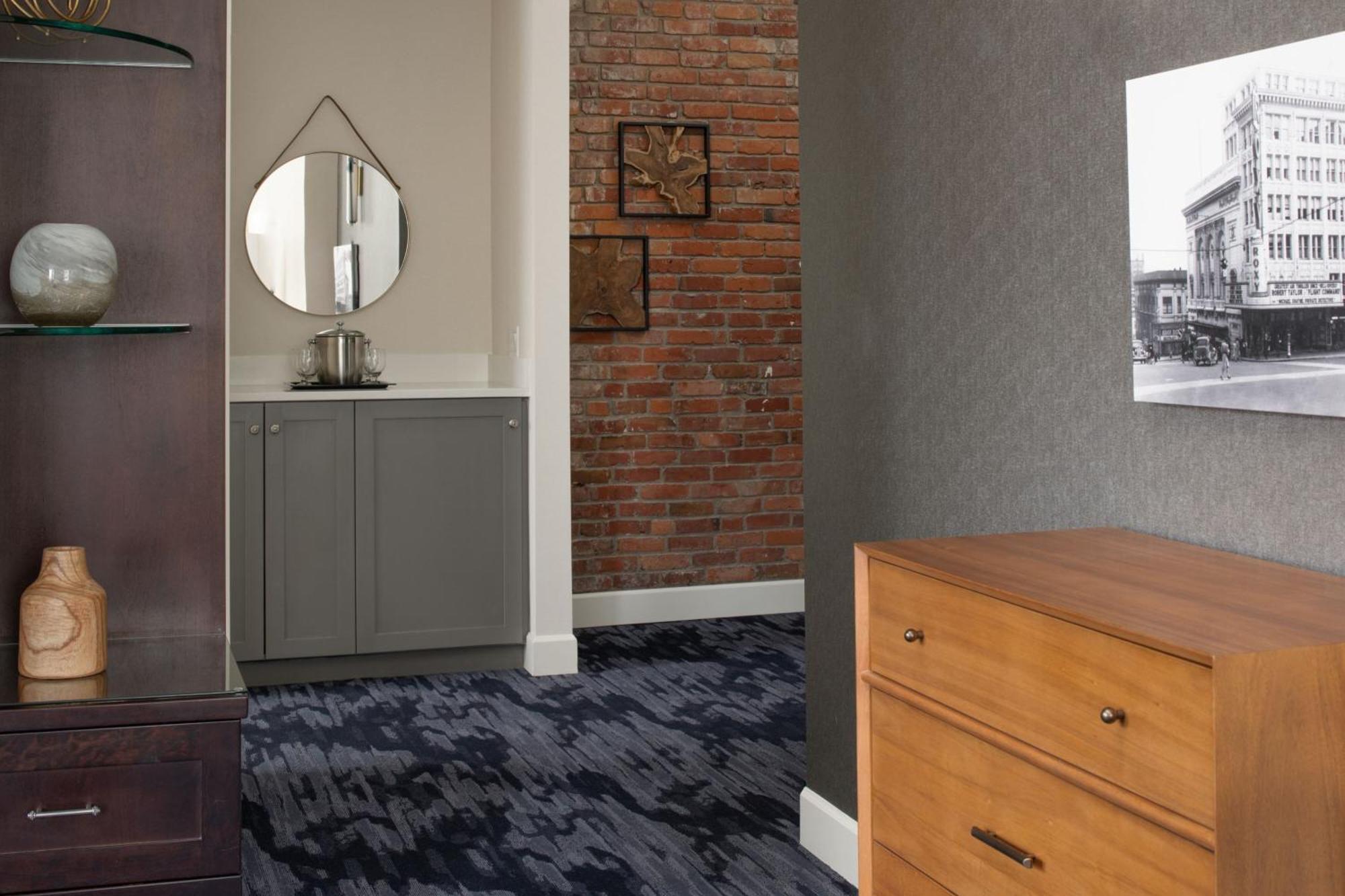 Отель Courtyard Tacoma Downtown Экстерьер фото