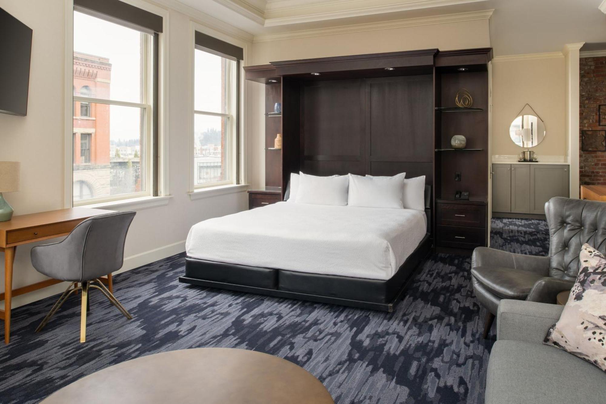 Отель Courtyard Tacoma Downtown Экстерьер фото