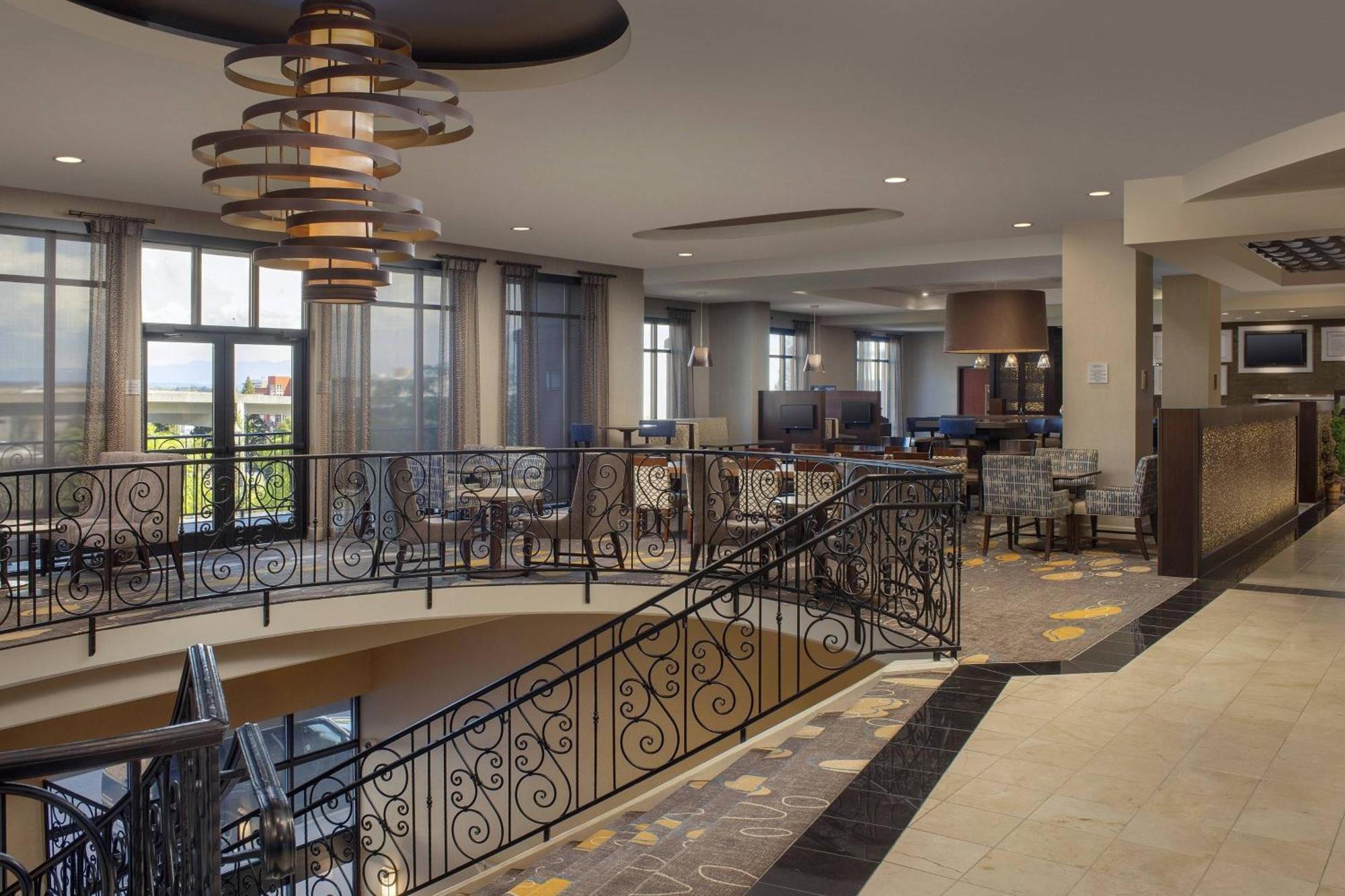 Отель Courtyard Tacoma Downtown Экстерьер фото